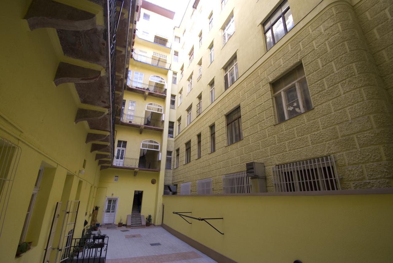 Apartment Akademia Budapest Luaran gambar